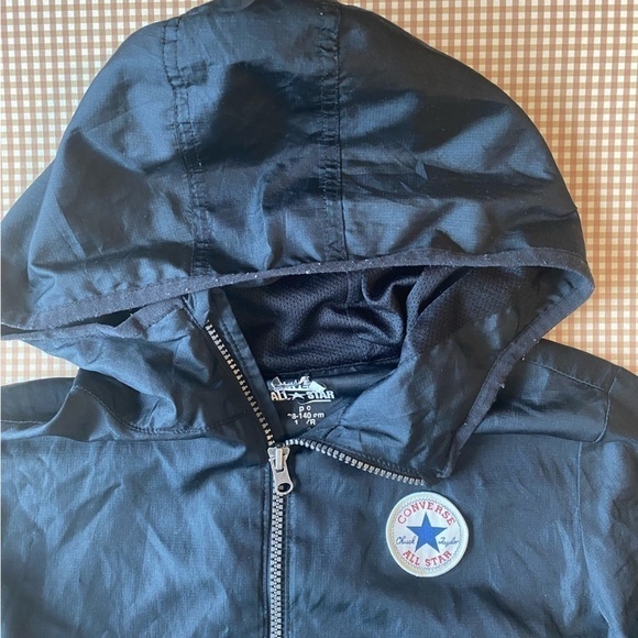 Converse lightweight windbreaker jacket. Size 8-10yrs - Picture 2 of 14